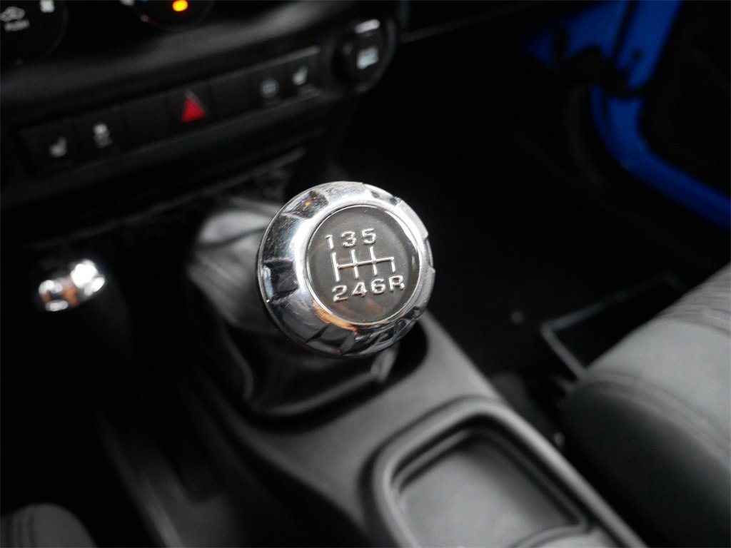 Used 2011 Jeep Wrangler Sahara w/ Dual Top Group image 25