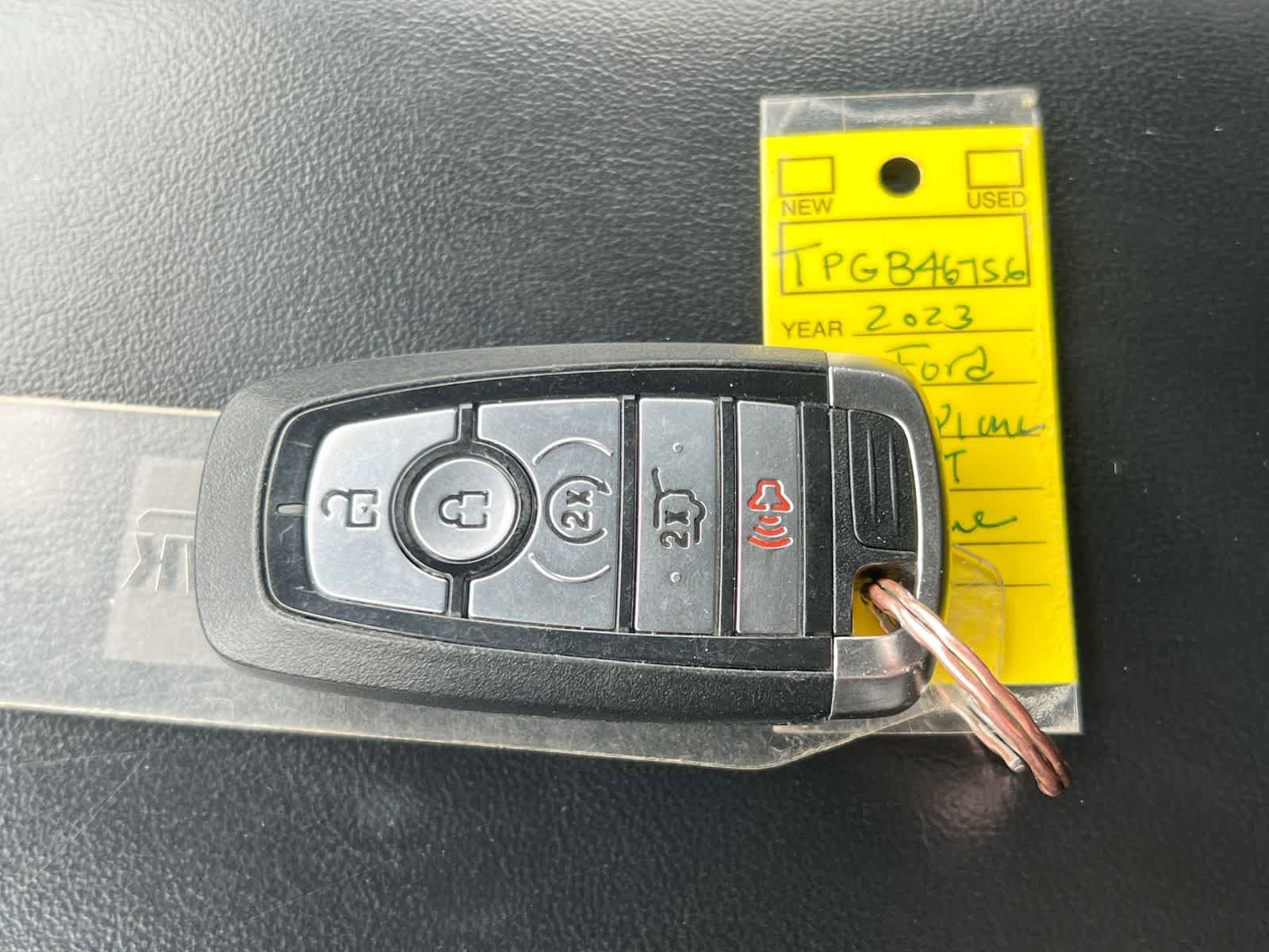 Used 2023 Ford Explorer XLT w/ Equipment Group 202A AWD/4WD image 36