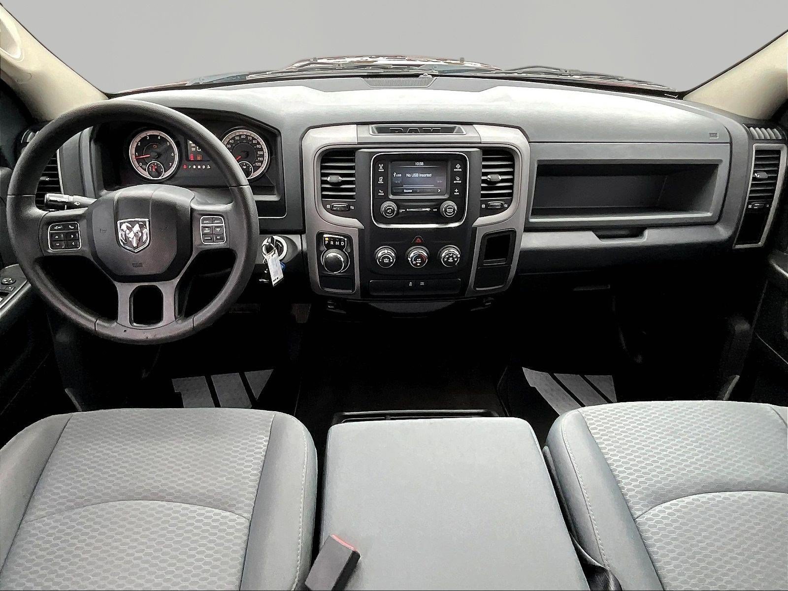 Used 2017 RAM 1500 Express RWD image 8
