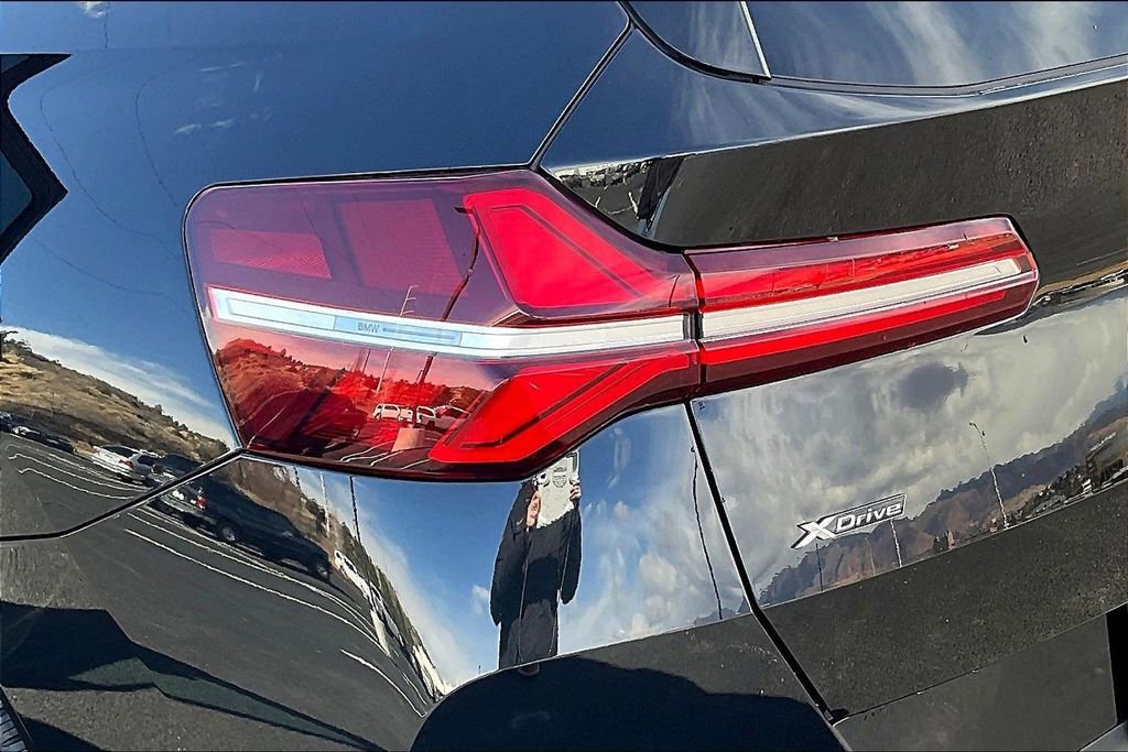 Certified 2025 BMW X3 xDrive30i w/ Premium Package image 23