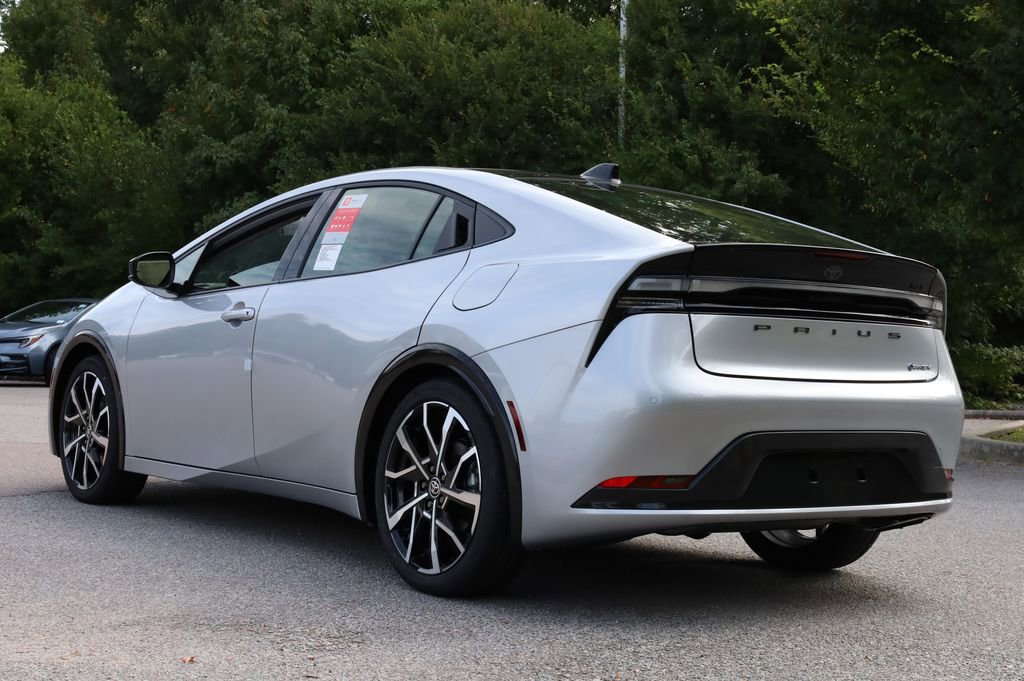 New 2026 Toyota Prius Plug-In Hybrid image 3