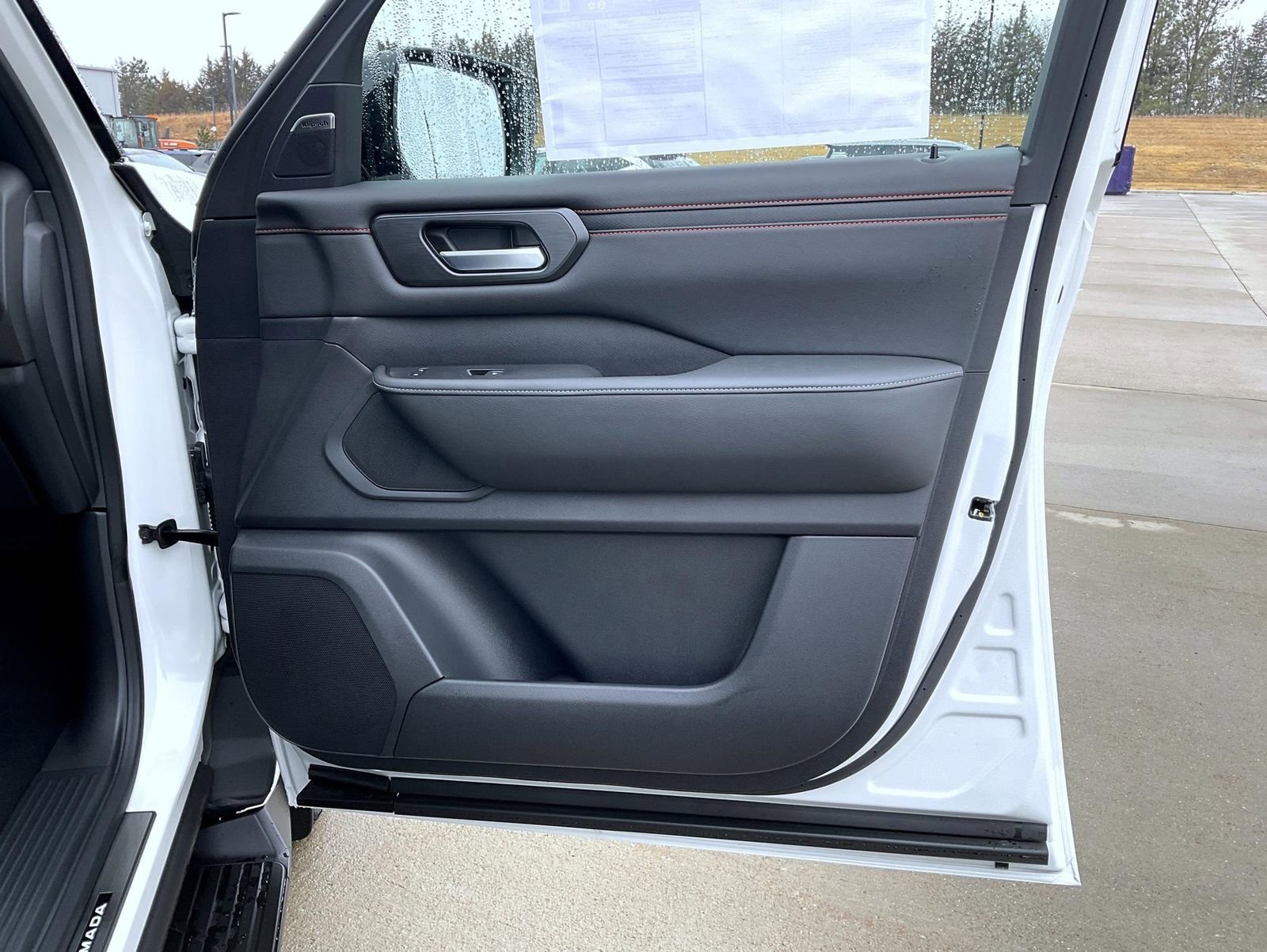 New 2026 Nissan Armada PRO-4X image 17