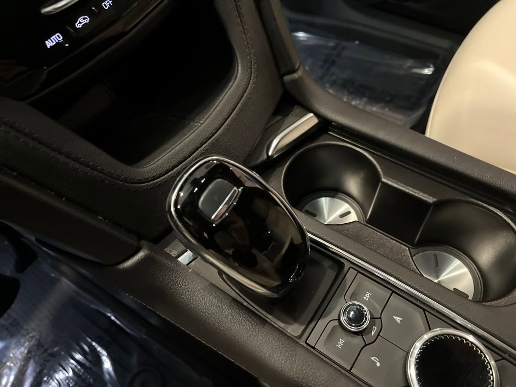 Used 2023 Cadillac XT6 Sport w/ LPO, Floor Liner Package image 27