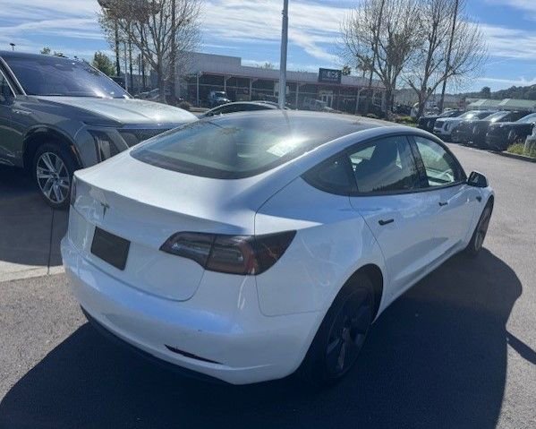 Used 2023 Tesla Model 3 Standard Range image 6