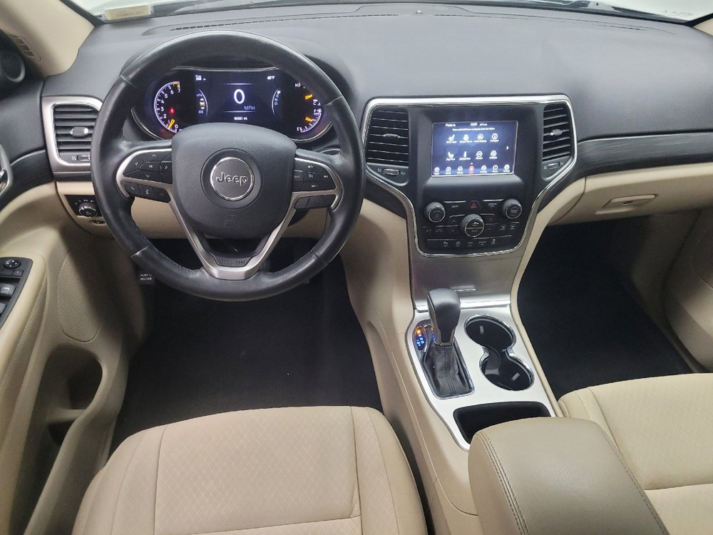 Used 2019 Jeep Grand Cherokee Laredo w/ Security & Convenience Group image 22