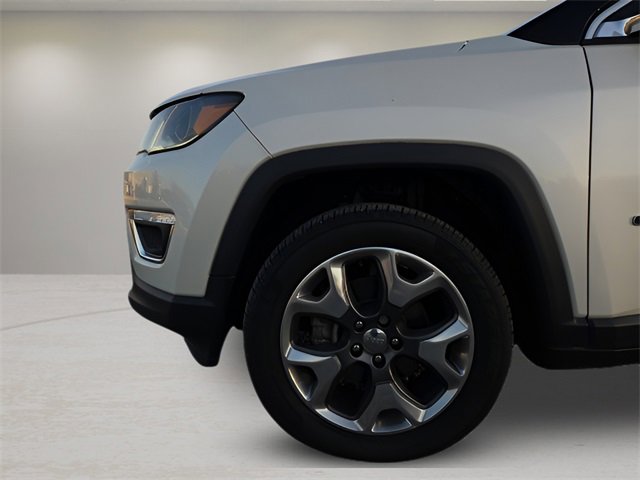 Used 2020 Jeep Compass Limited w/ Premium Lighting Group image 14