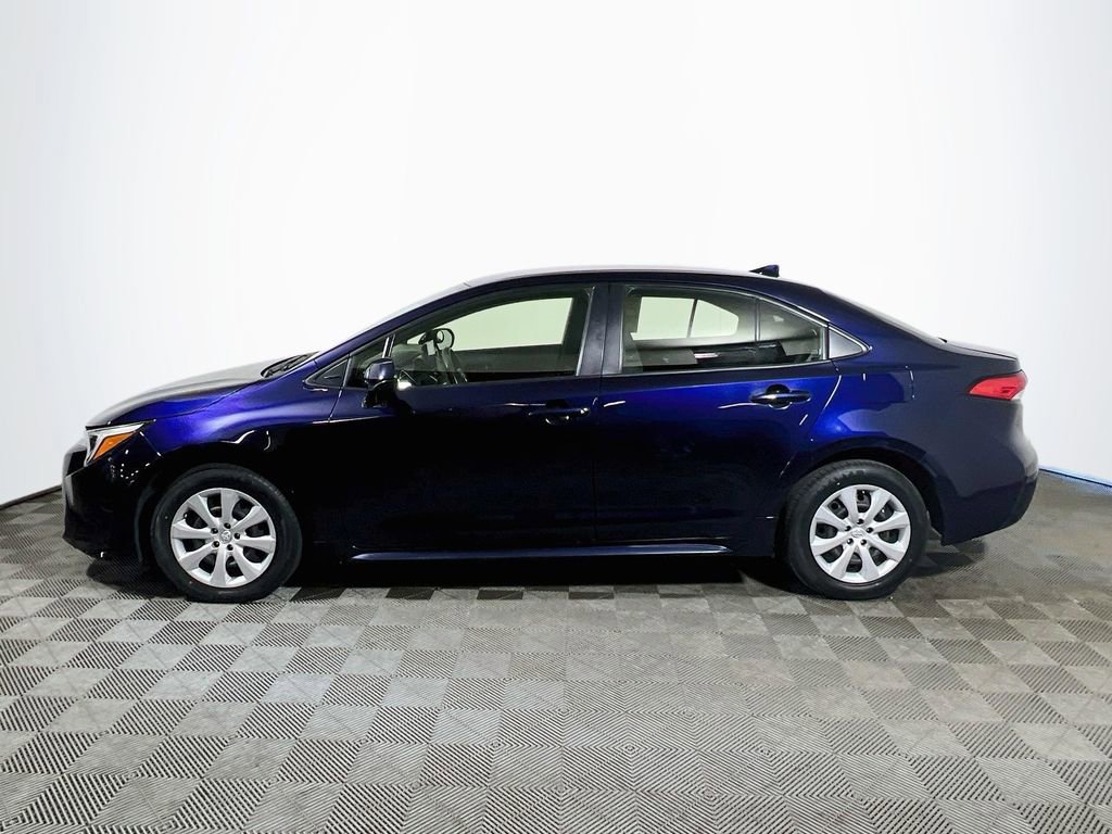 Certified 2023 Toyota Corolla LE FWD image 5