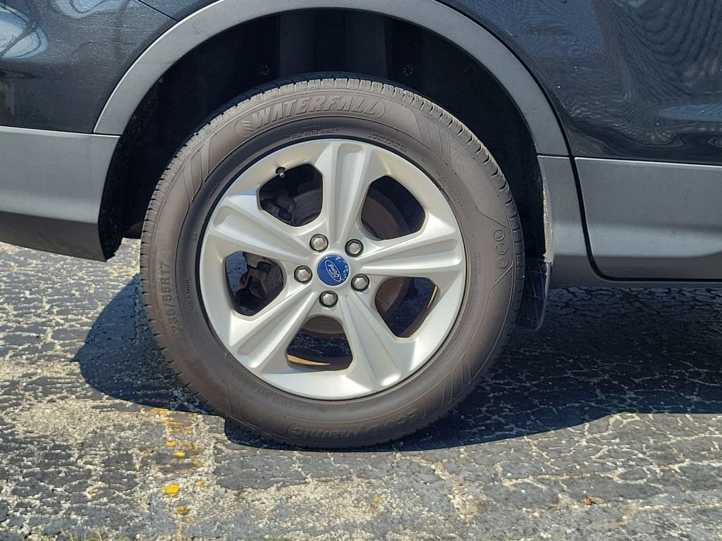 Used 2015 Ford Escape SE FWD image 5