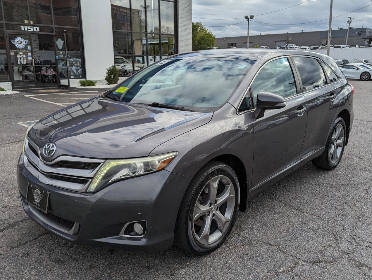 Used 2014 Toyota Venza Limited w/ Tow Prep Package AWD/4WD image 2