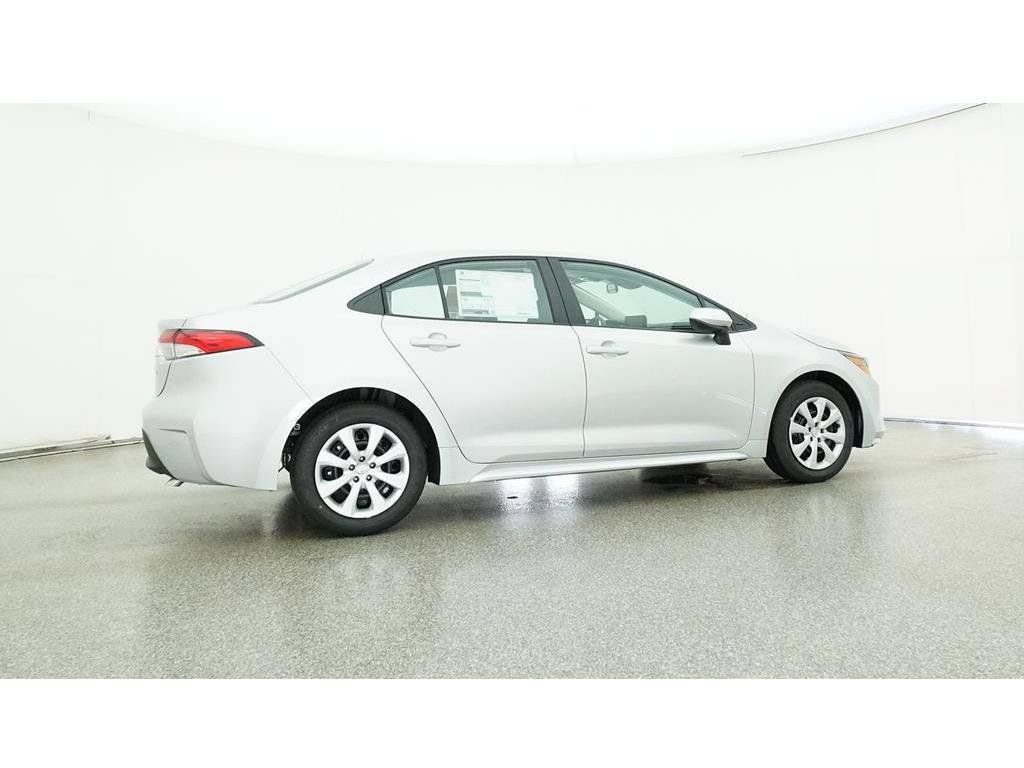 Used 2024 Toyota Corolla LE FWD image 31