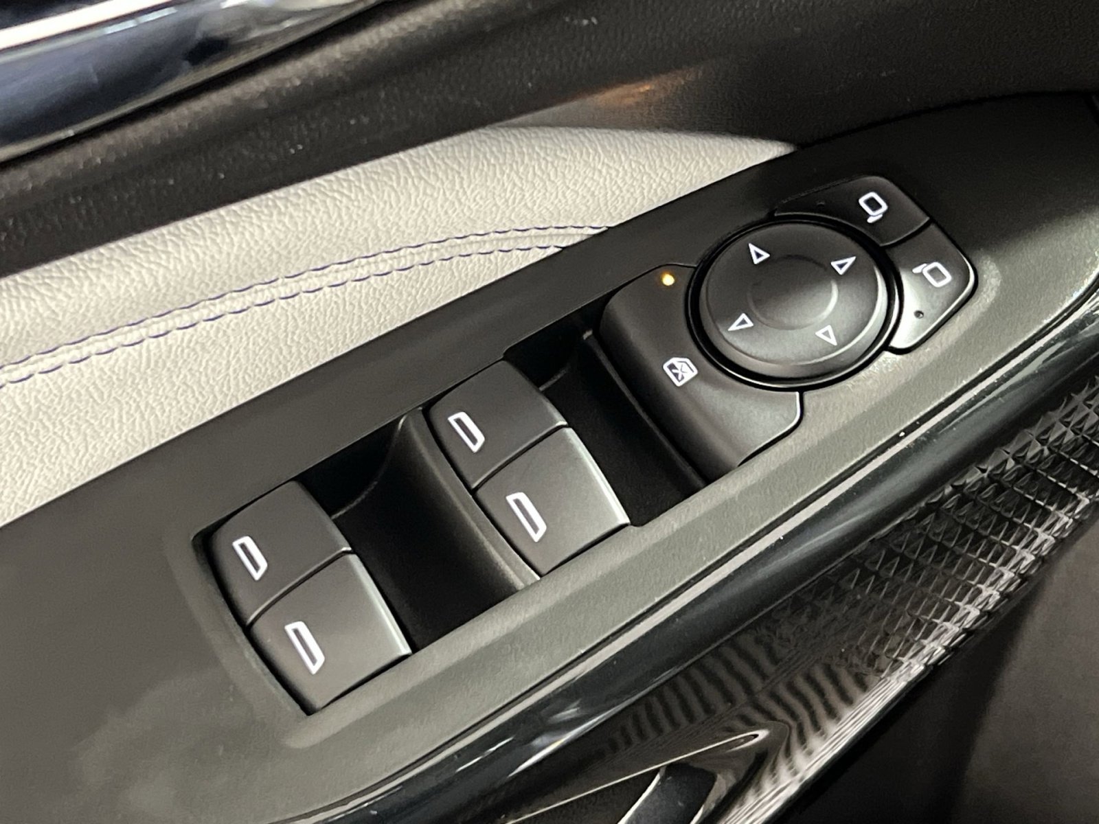 Used 2025 Chevrolet Trax LT image 13