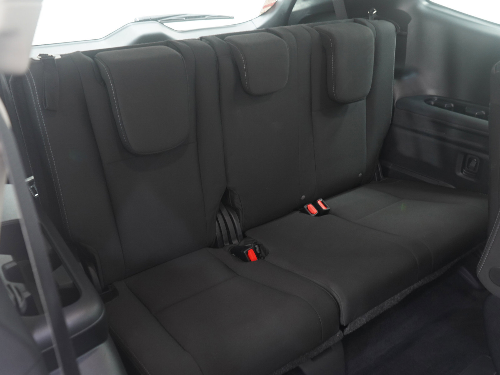 Used 2025 Subaru Ascent Premium image 16