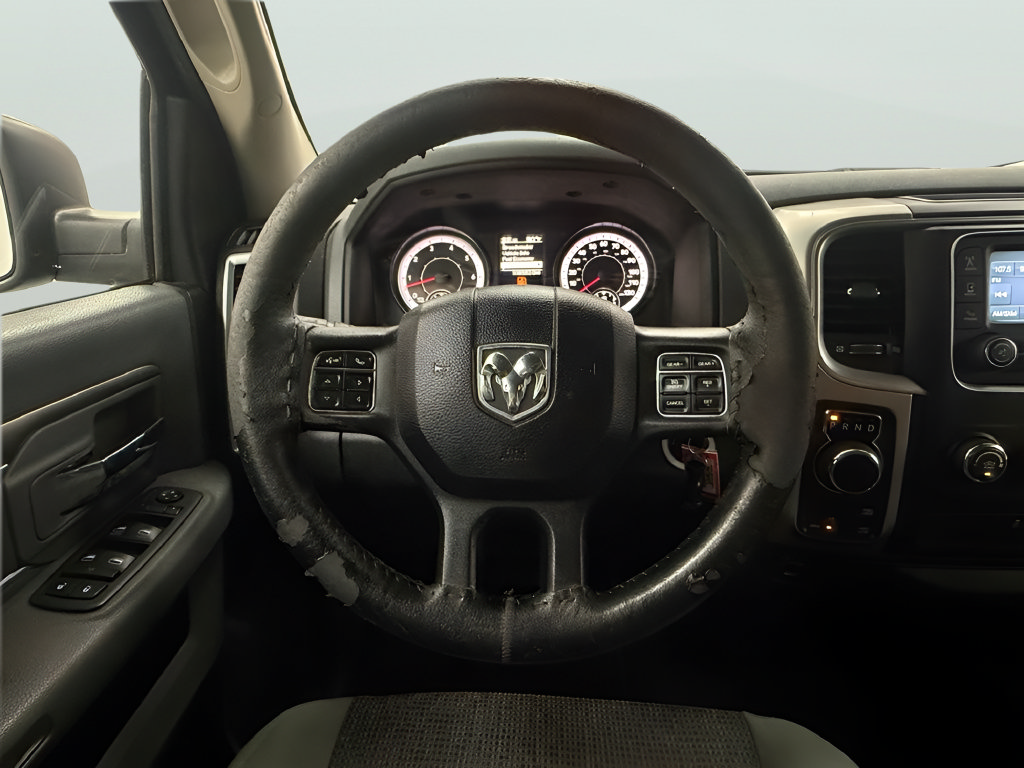 Used 2019 RAM 1500 Classic SLT AWD/4WD image 17