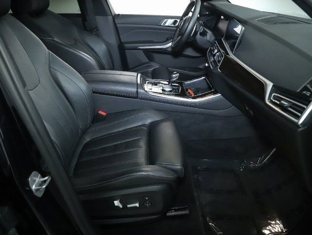 Used 2019 BMW X5 xDrive40i w/ M Sport Package image 30