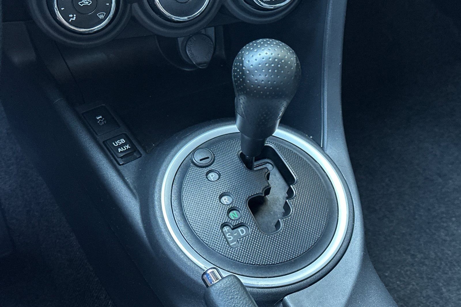 Used 2015 Scion tC image 17