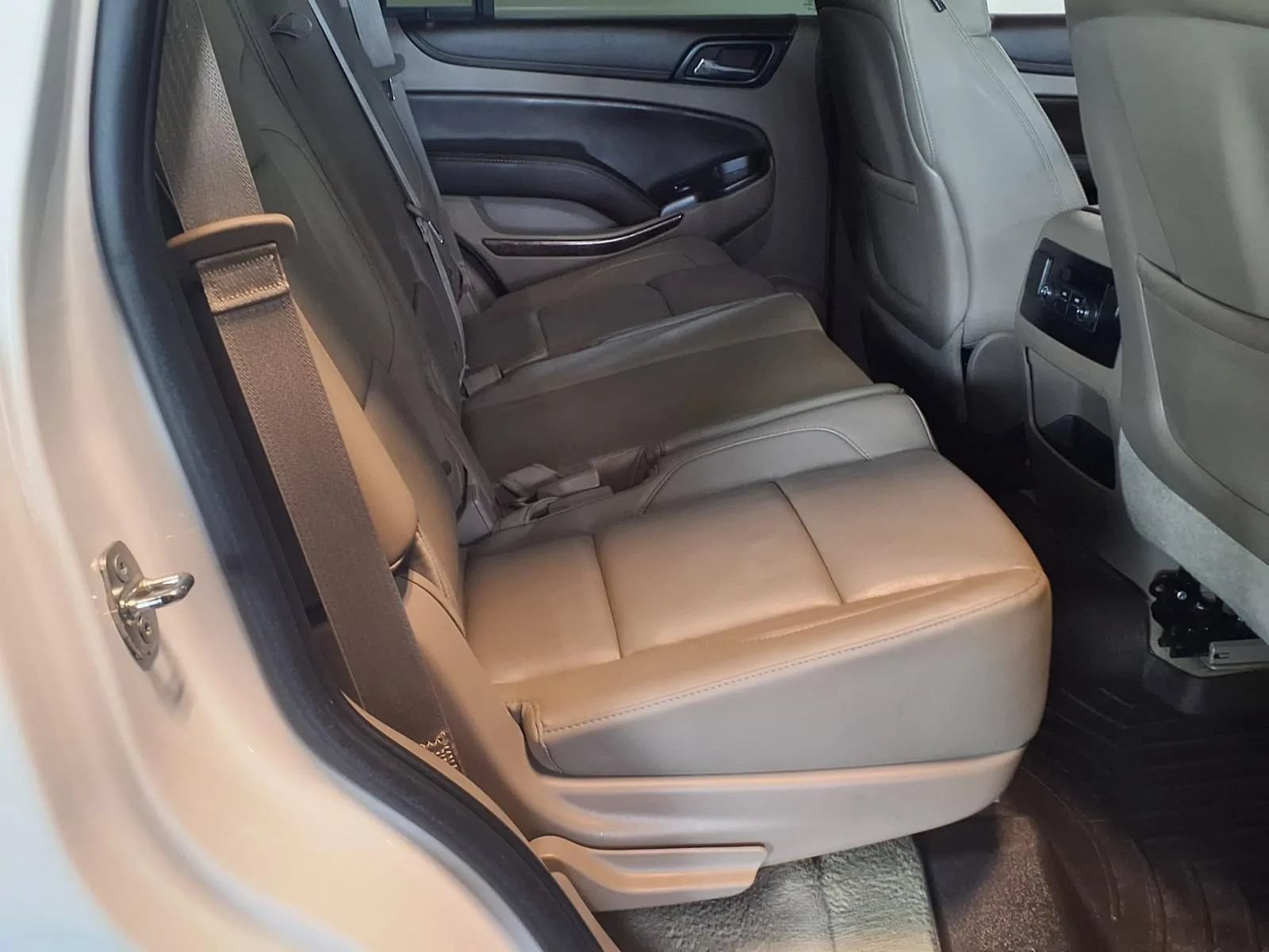 Used 2015 Chevrolet Tahoe LT w/ Max Trailering Package AWD/4WD image 11