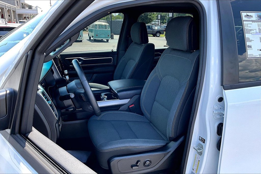 Used 2023 RAM 1500 Big Horn AWD/4WD image 24