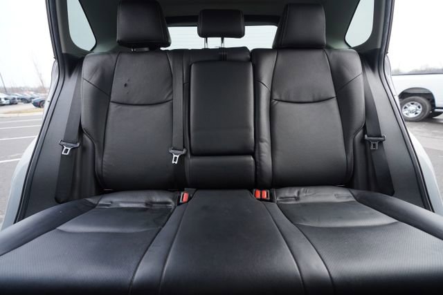 Used 2022 Toyota RAV4 LE image 32