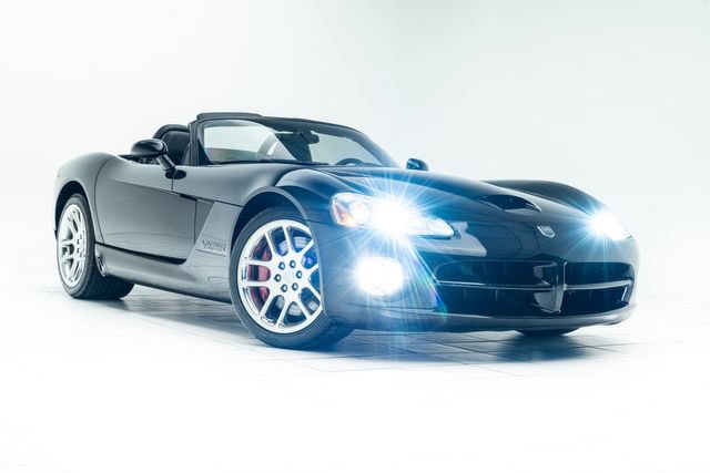 Used 2004 Dodge Viper SRT-10 RWD image 5