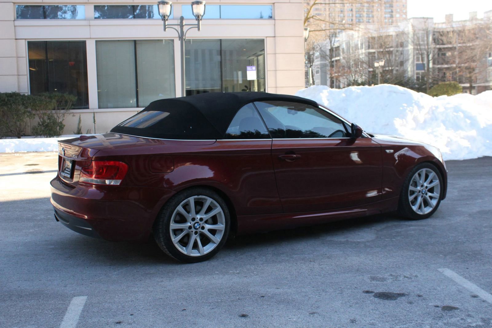 Used 2012 BMW 135i Convertible RWD image 7