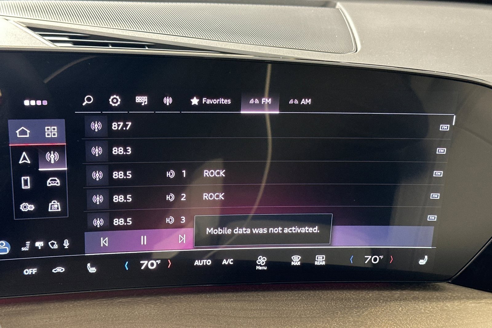 Used 2025 Audi Q5 Premium w/ Convenience Package image 17