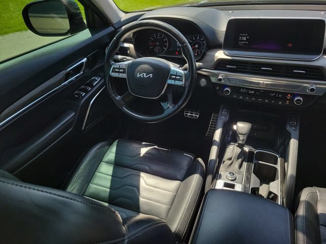 Used 2022 Kia Telluride SX w/ SX Prestige Package AWD/4WD image 15