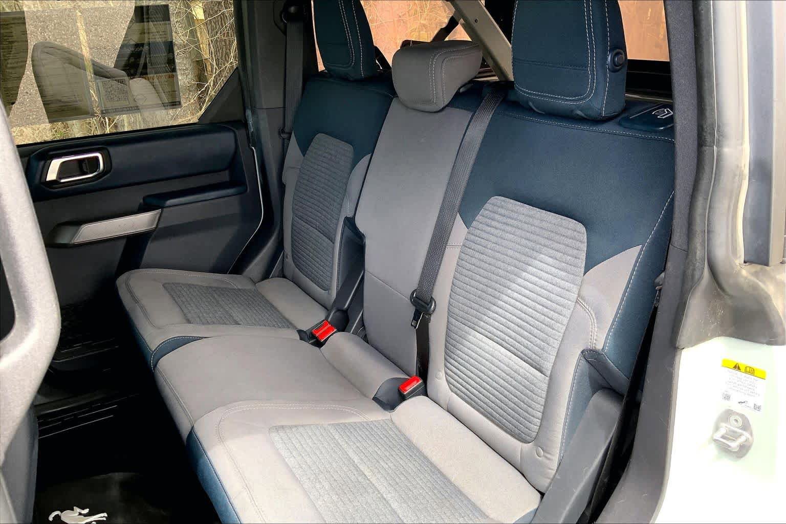 Used 2022 Ford Bronco Outer Banks AWD/4WD image 21
