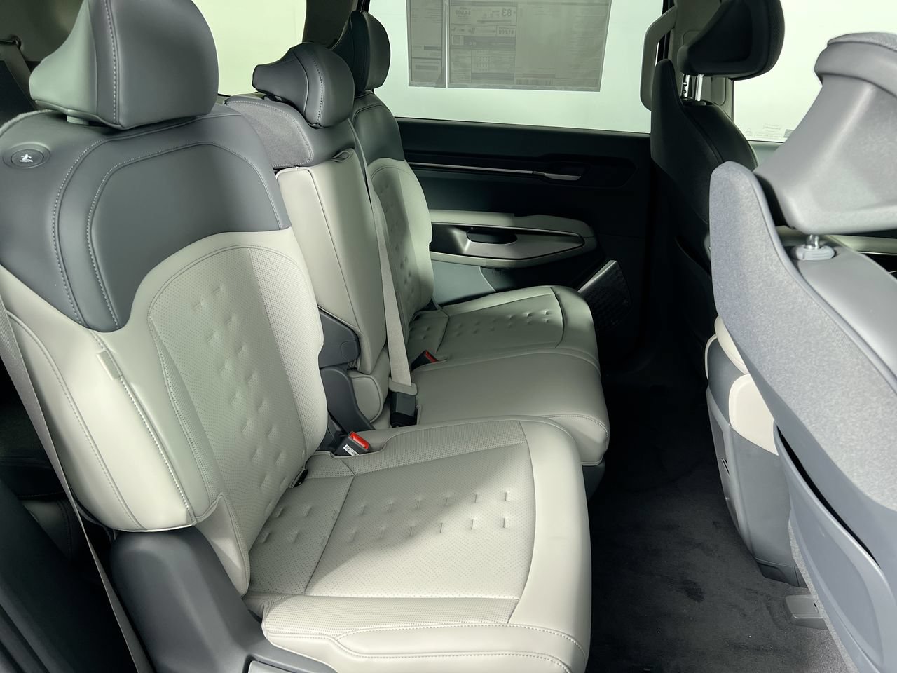 New 2026 Kia EV9 Wind AWD/4WD image 30