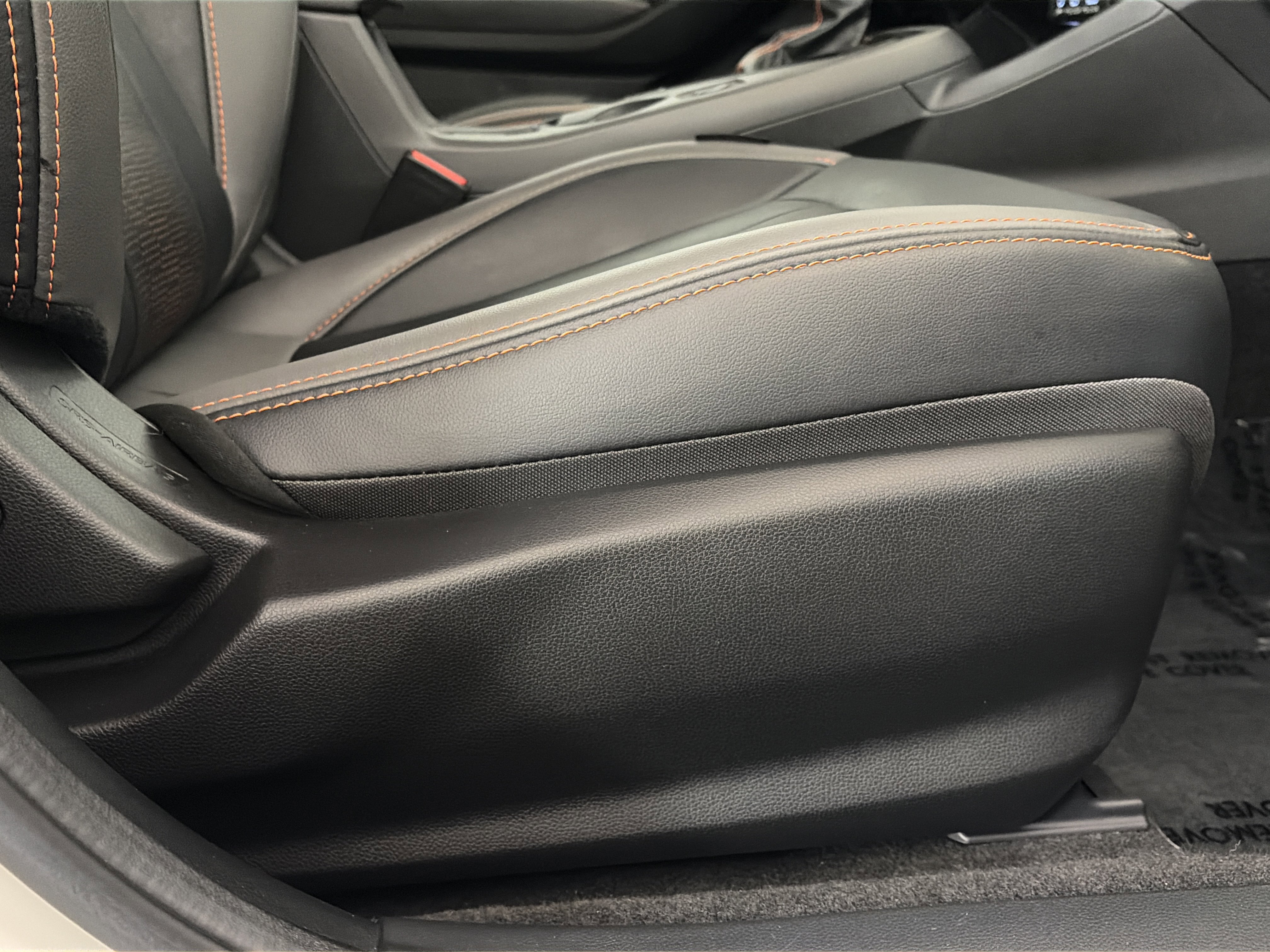 Used 2025 Subaru Crosstrek 2.5i Limited w/ Popular Package #4A image 29