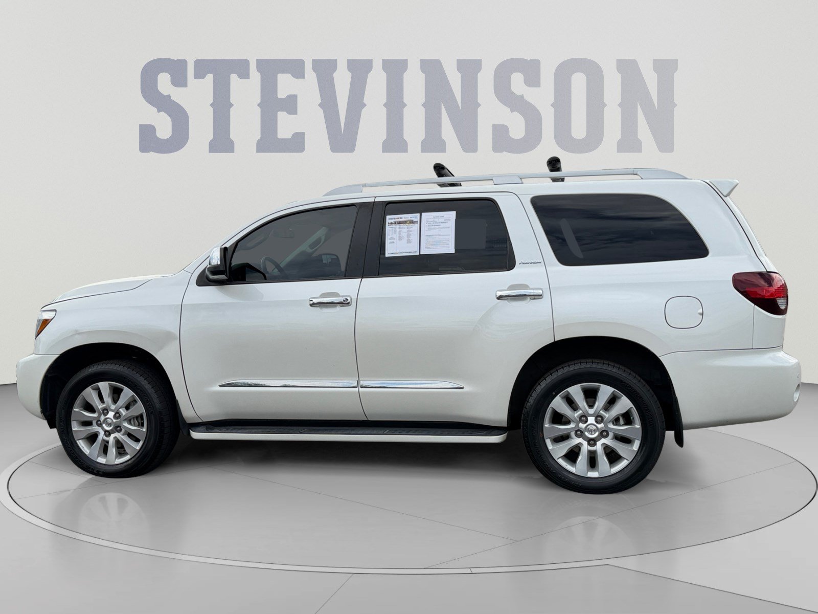 Used 2019 Toyota Sequoia Platinum w/ Carpet Mat Package (TMS) AWD/4WD image 2