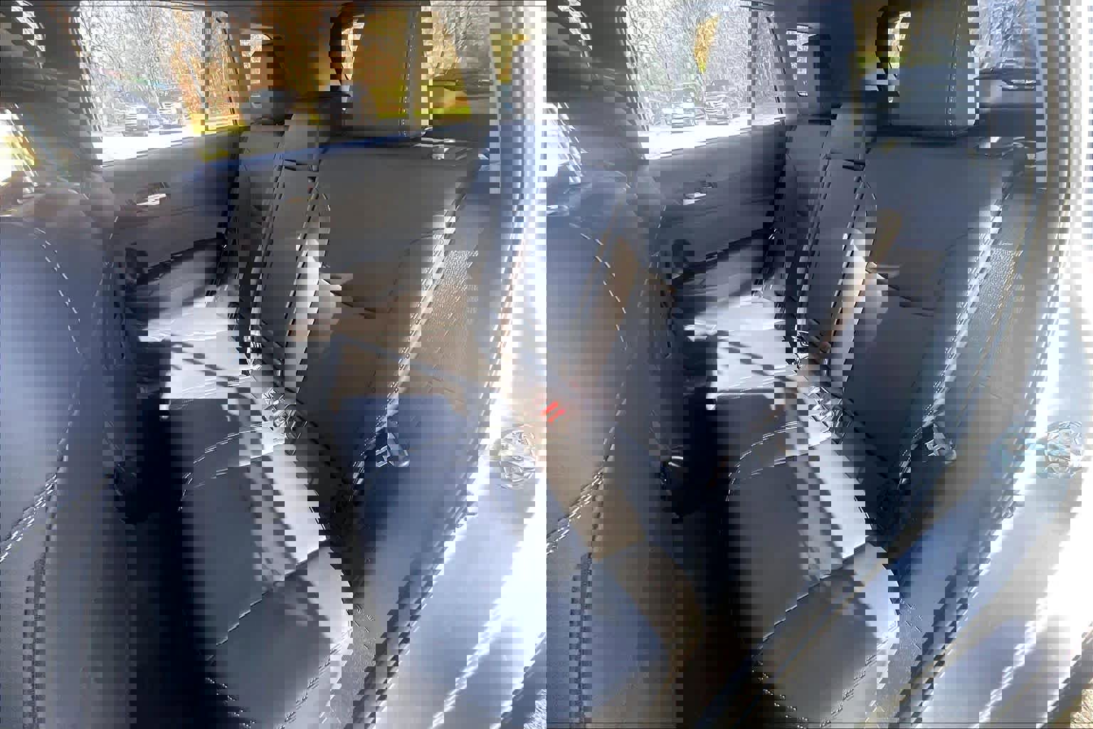 Used 2025 Toyota Corolla Cross XLE w/ Convenience Package image 20