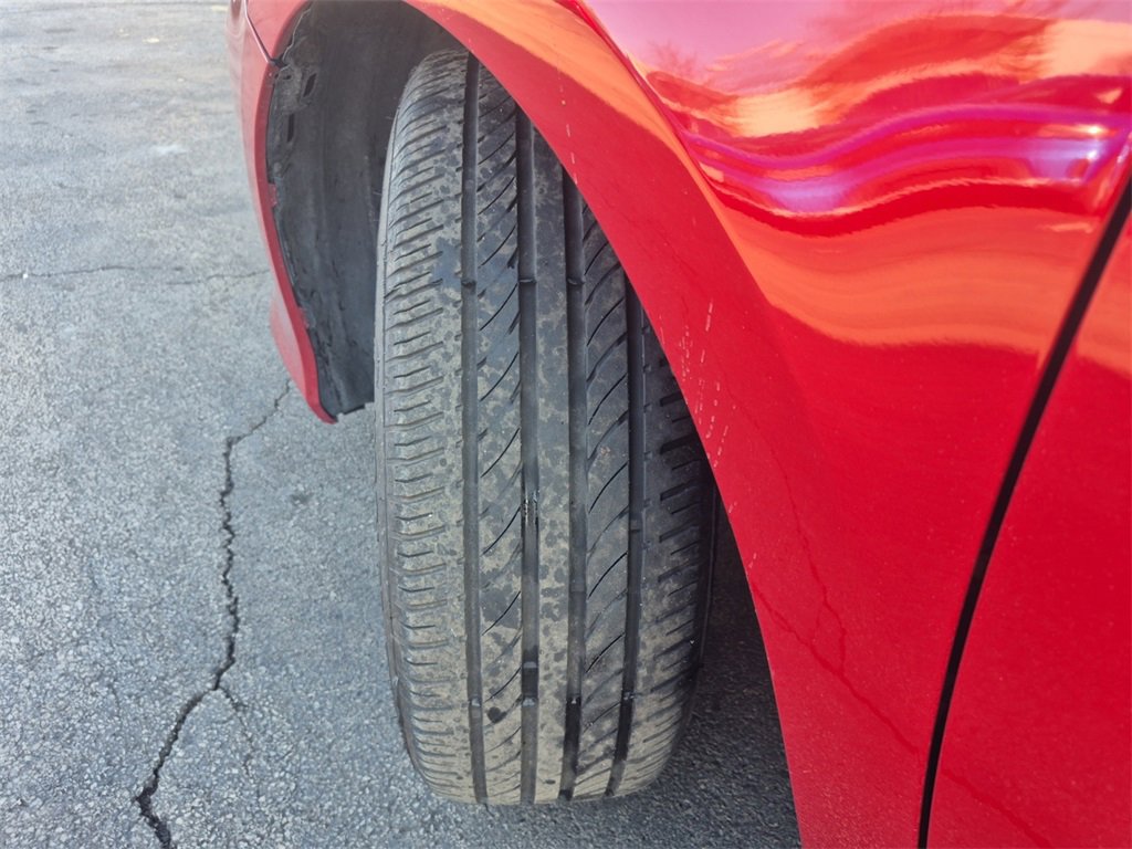 Used 2023 Toyota Camry LE image 28