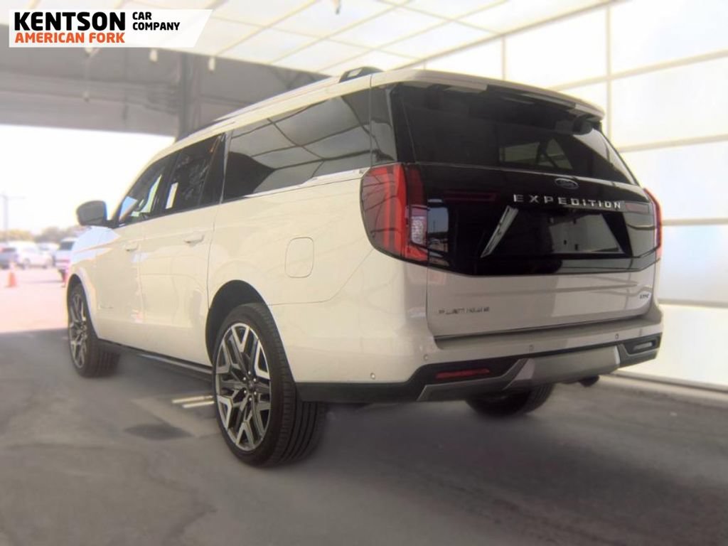 Used 2025 Ford Expedition Max Platinum w/ Platinum Ultimate Package AWD/4WD image 4