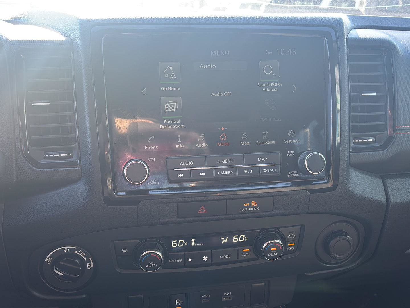 Used 2022 Nissan Frontier PRO-4X w/ Technology Package AWD/4WD image 18