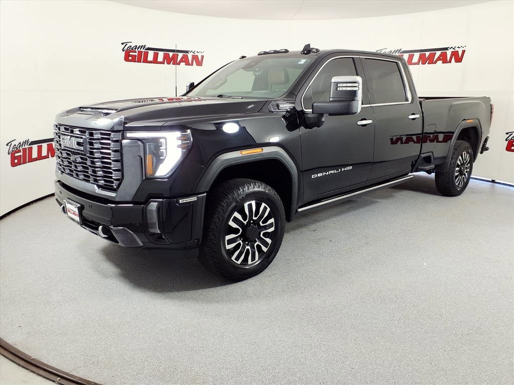 Used 2024 GMC Sierra 3500 Denali Ultimate image 2