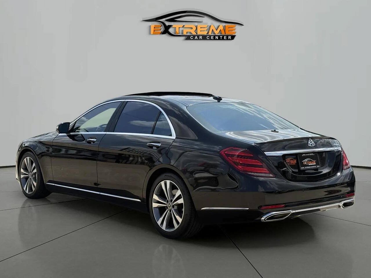 Used 2019 Mercedes-Benz S 560 4MATIC Sedan image 3