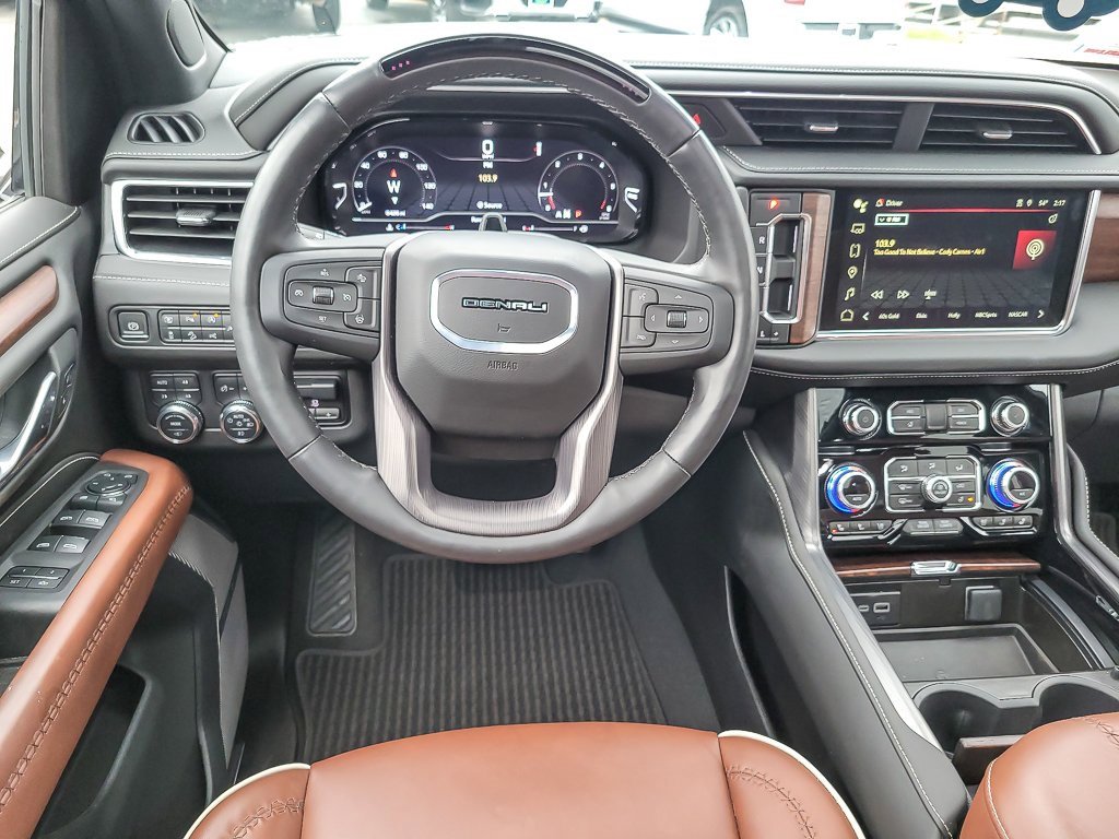 Certified 2024 GMC Yukon Denali Ultimate image 13