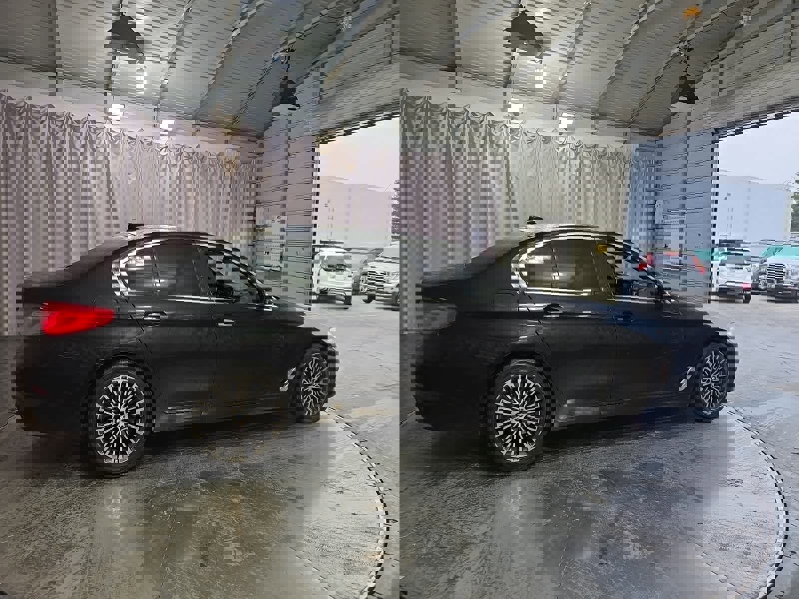 Used 2018 BMW 530i image 8