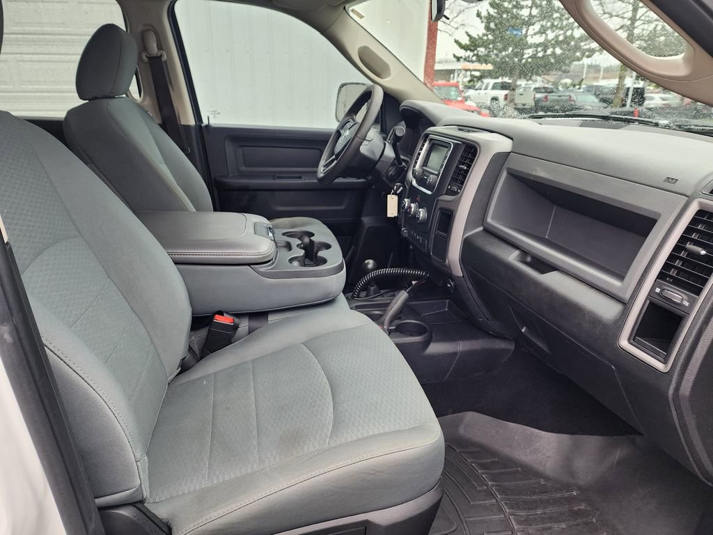 Used 2018 RAM 3500 Tradesman w/ Chrome Appearance Group AWD/4WD image 14