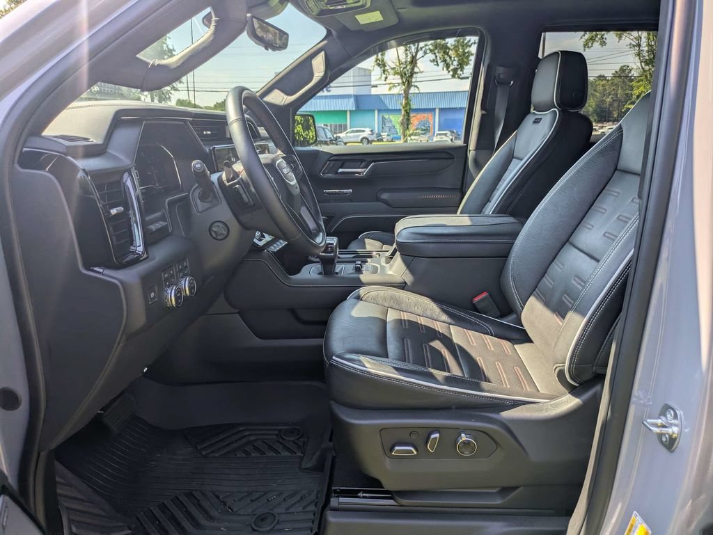 Used 2025 GMC Sierra 1500 AT4X AWD/4WD image 20