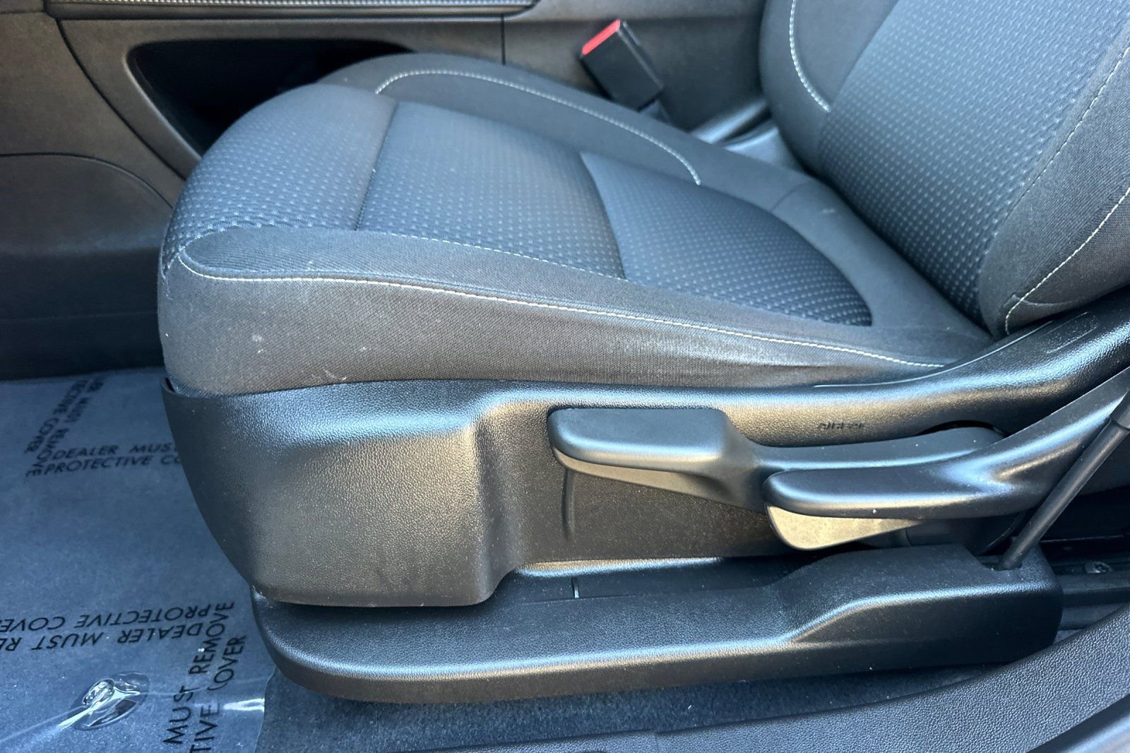 Certified 2023 GMC Acadia SLE w/ Elevation Edition image 13