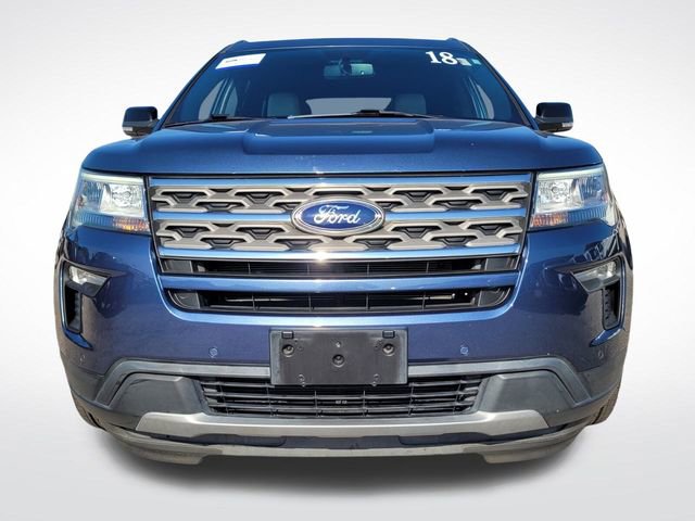 Certified 2018 Ford Explorer XLT w/ Equipment Group 202A image 3