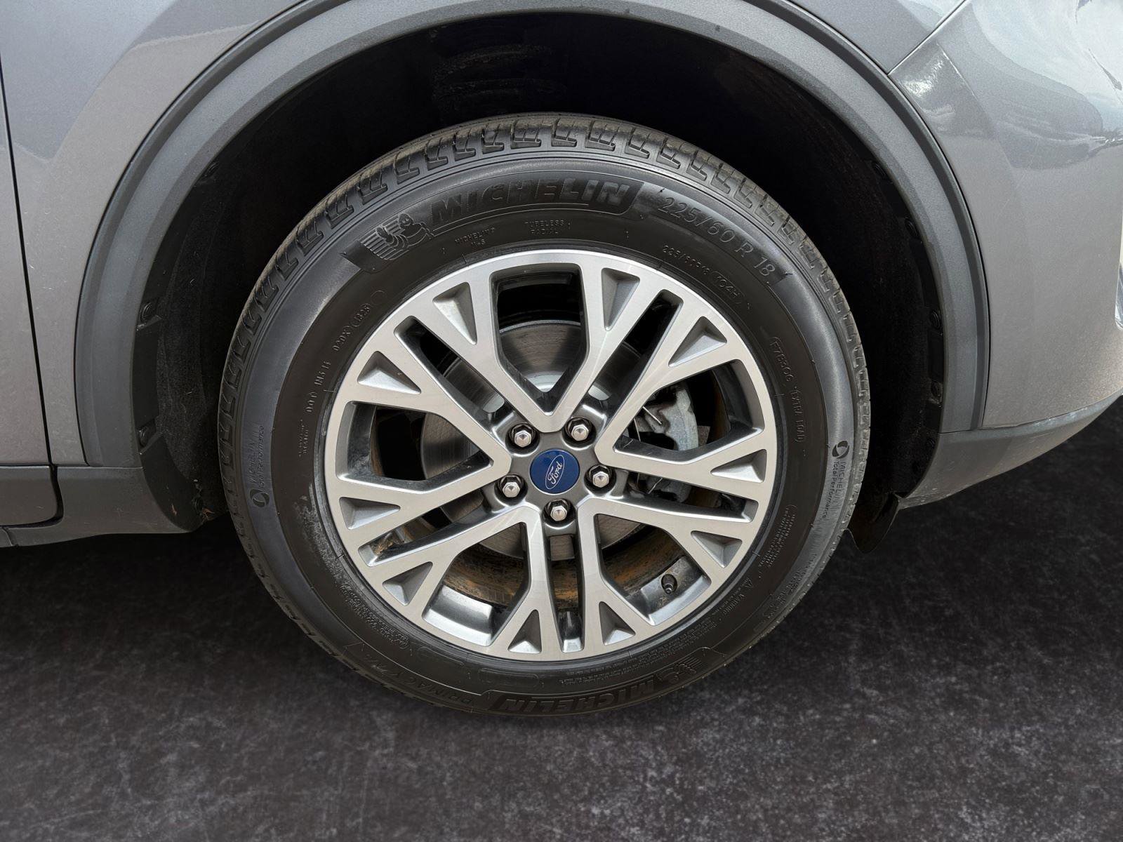 Used 2021 Ford Escape SEL image 29