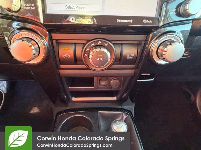 Used 2022 Toyota 4Runner TRD Off-Road AWD/4WD image 22