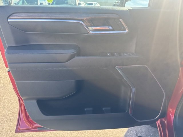 Used 2023 Chevrolet Silverado 1500 LT image 11