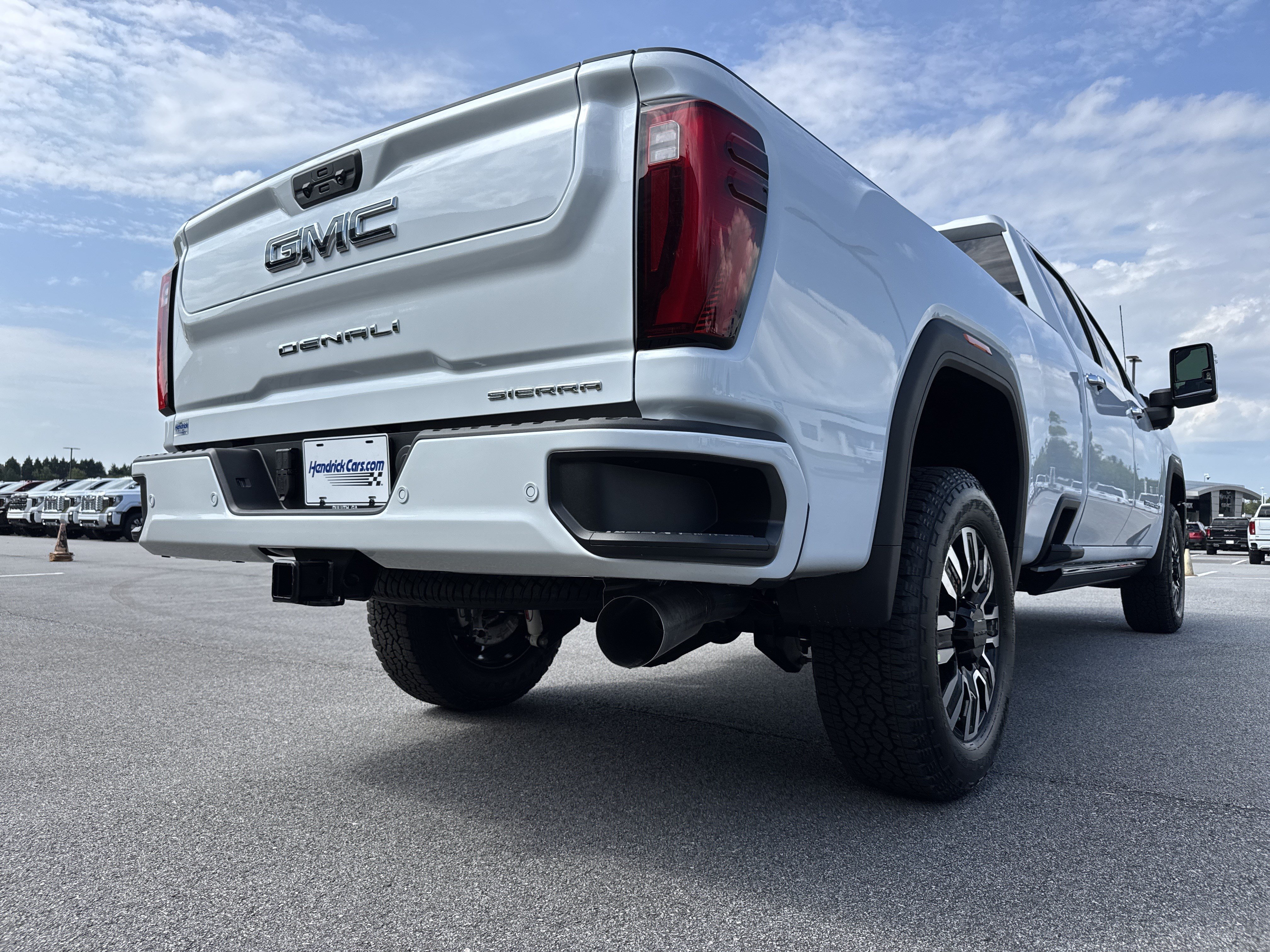 New 2026 GMC Sierra 3500 Denali Ultimate AWD/4WD image 10