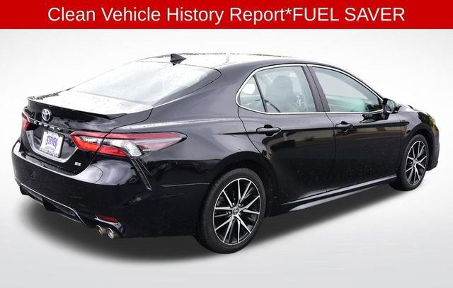 Used 2021 Toyota Camry SE FWD image 4