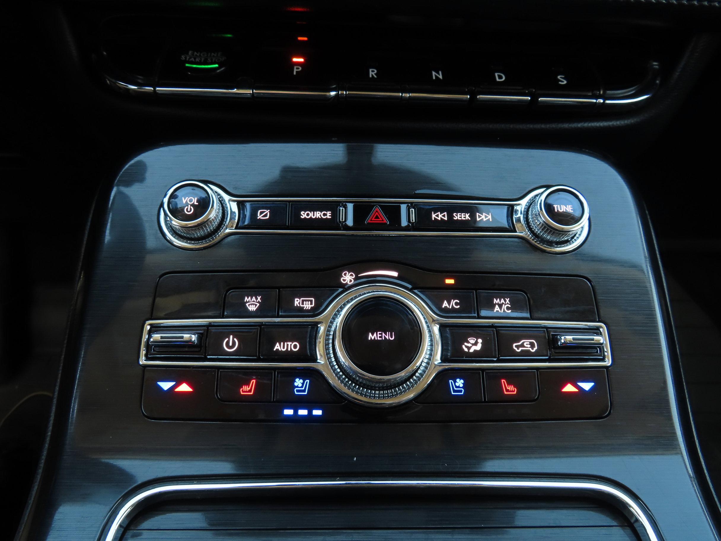 Used 2022 Lincoln Nautilus Reserve w/ Equipment Group 202A image 29