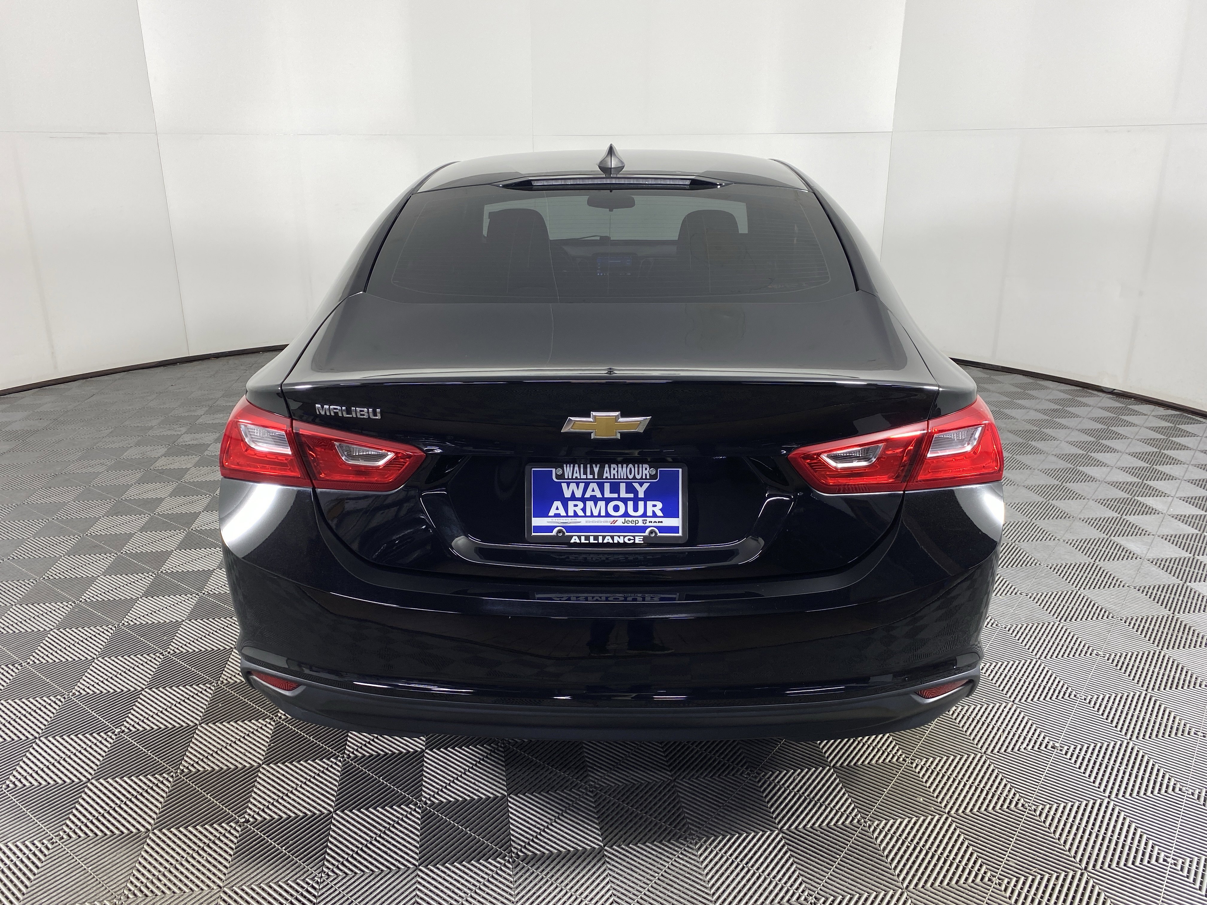 Used 2020 Chevrolet Malibu LS image 7