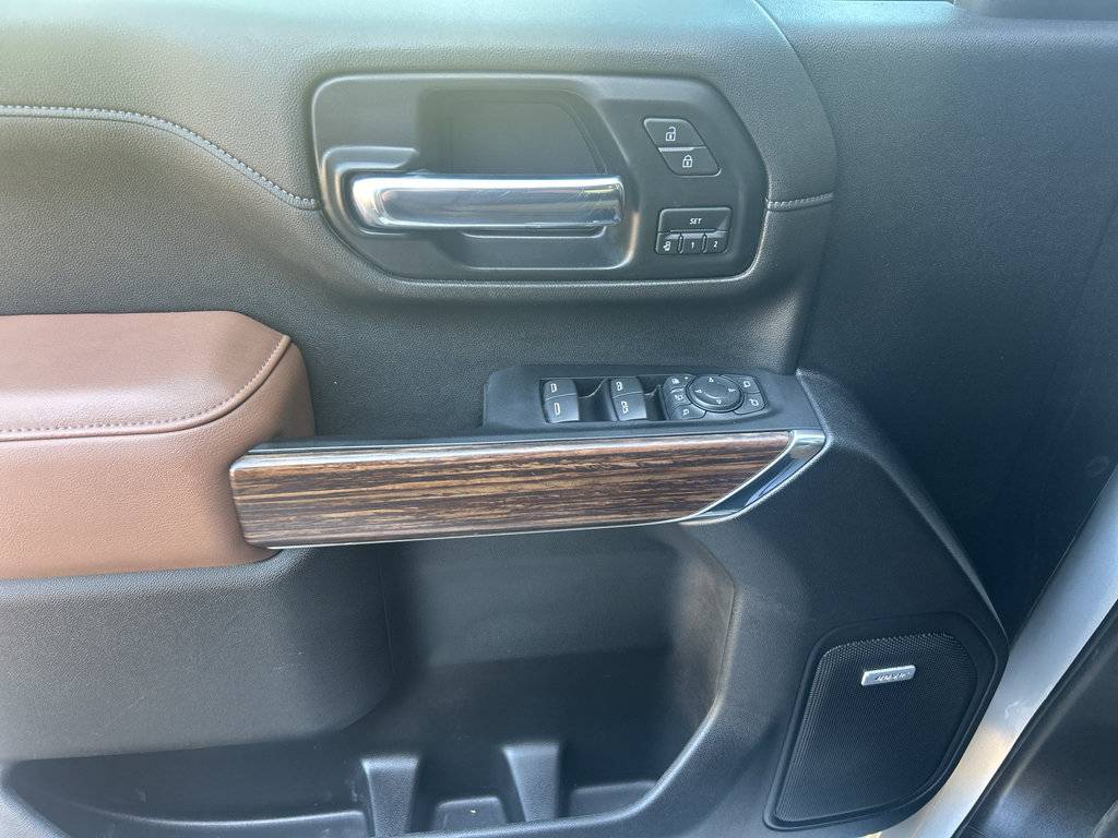 Used 2022 Chevrolet Silverado 2500 High Country w/ Z71 Off-Road Package image 22